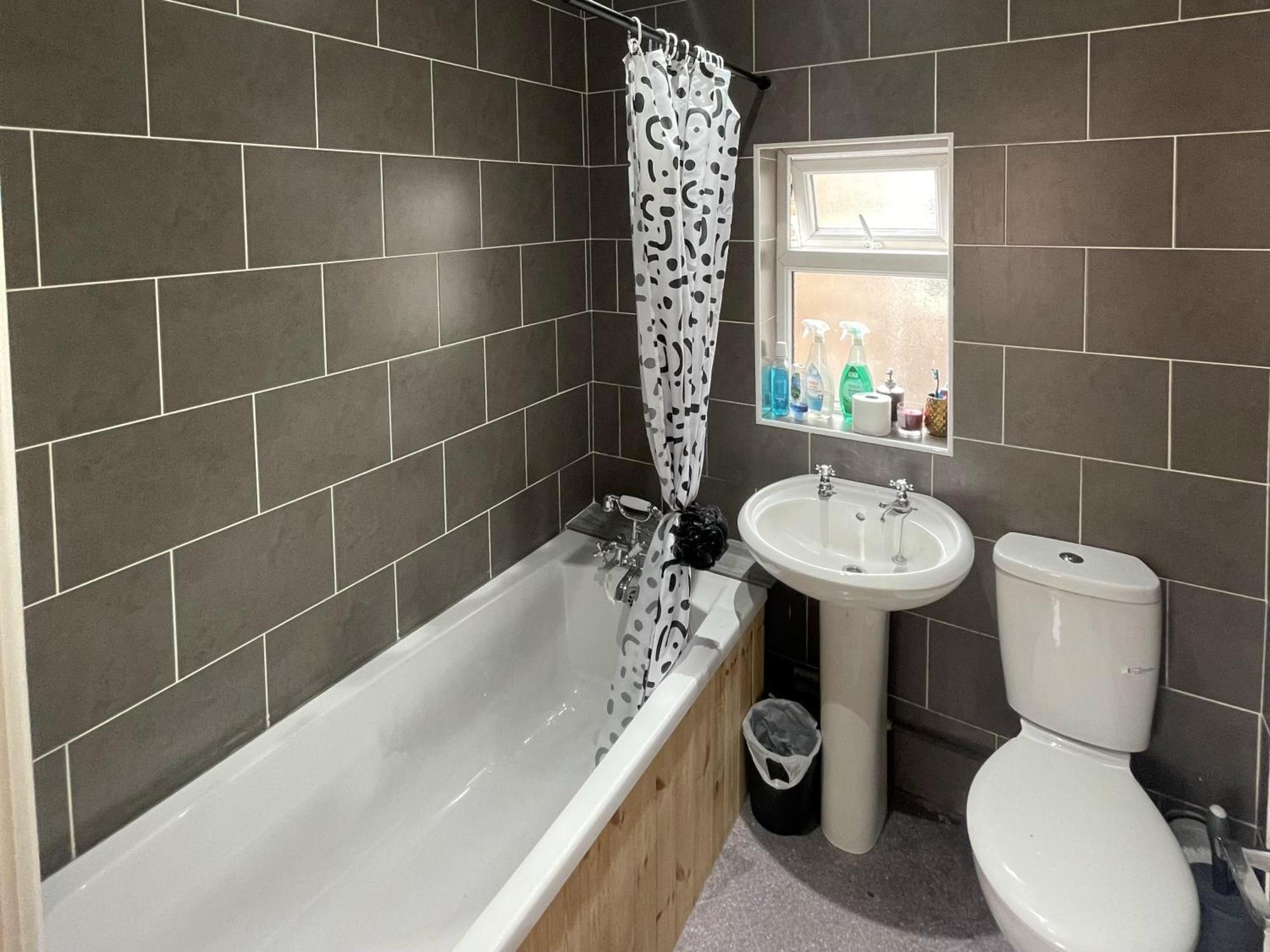 Stylish 1-Bed Apt - Sleeps 4 - Parking - Wifi Manchester Exteriör bild